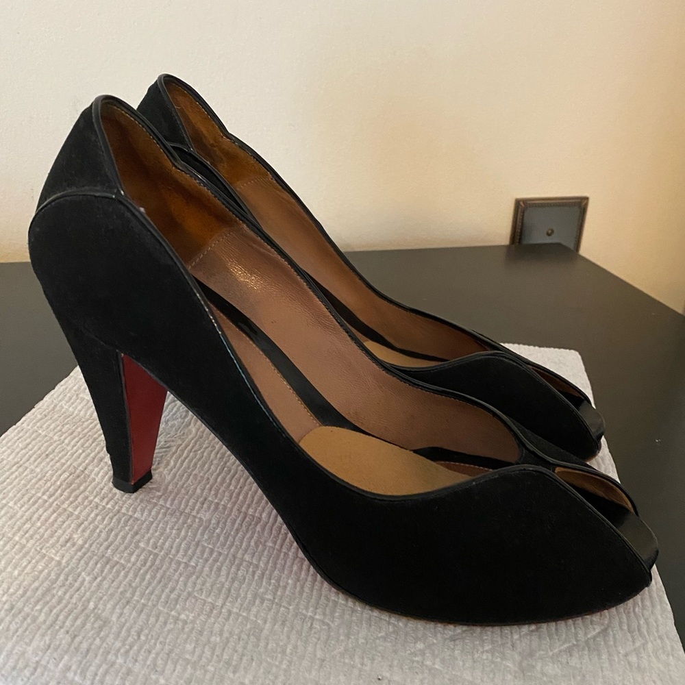 Botticelli Suede Peep Toe Pumps